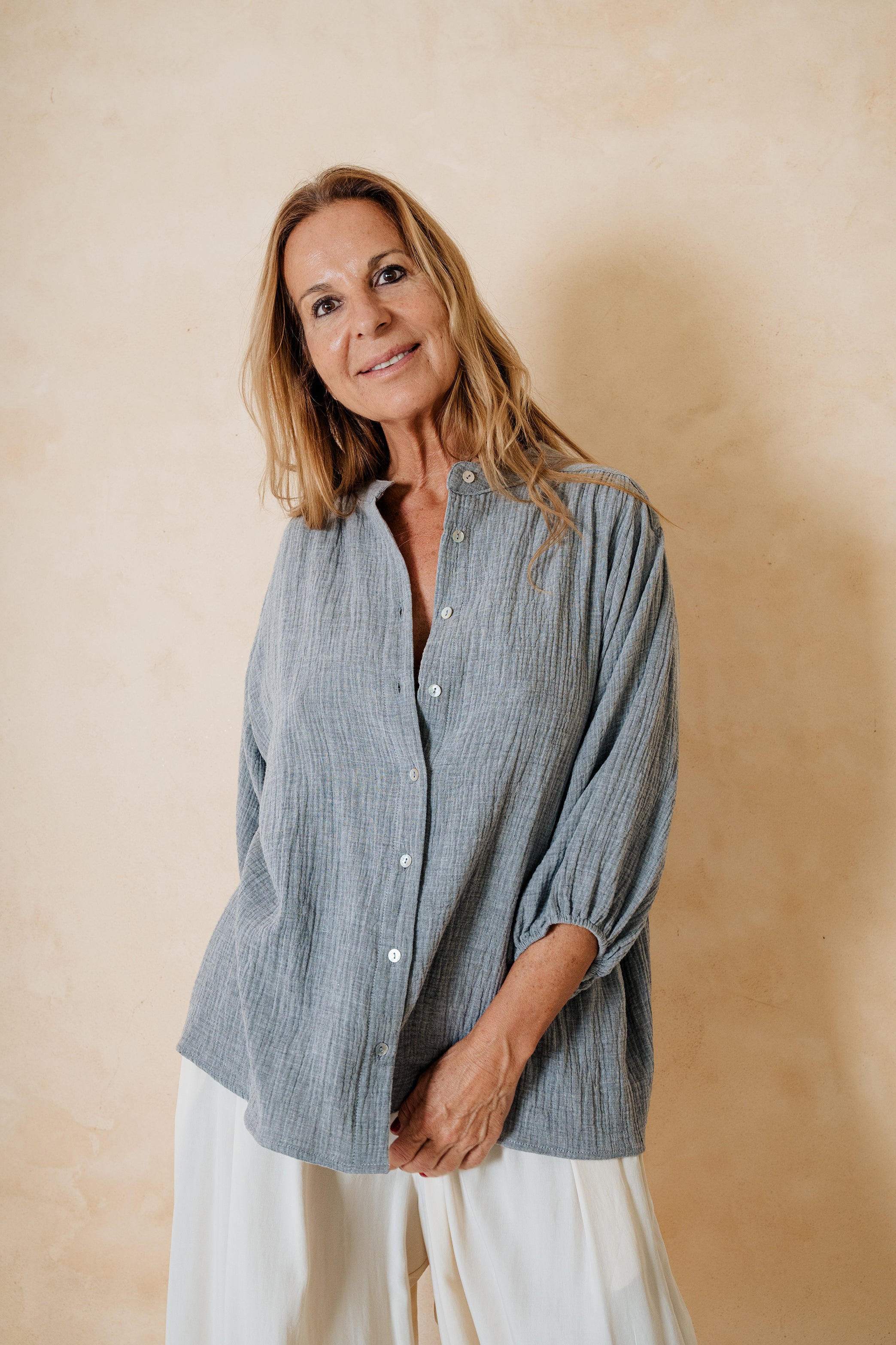 KARLA - CAMISA GRIS ALGODÓN
