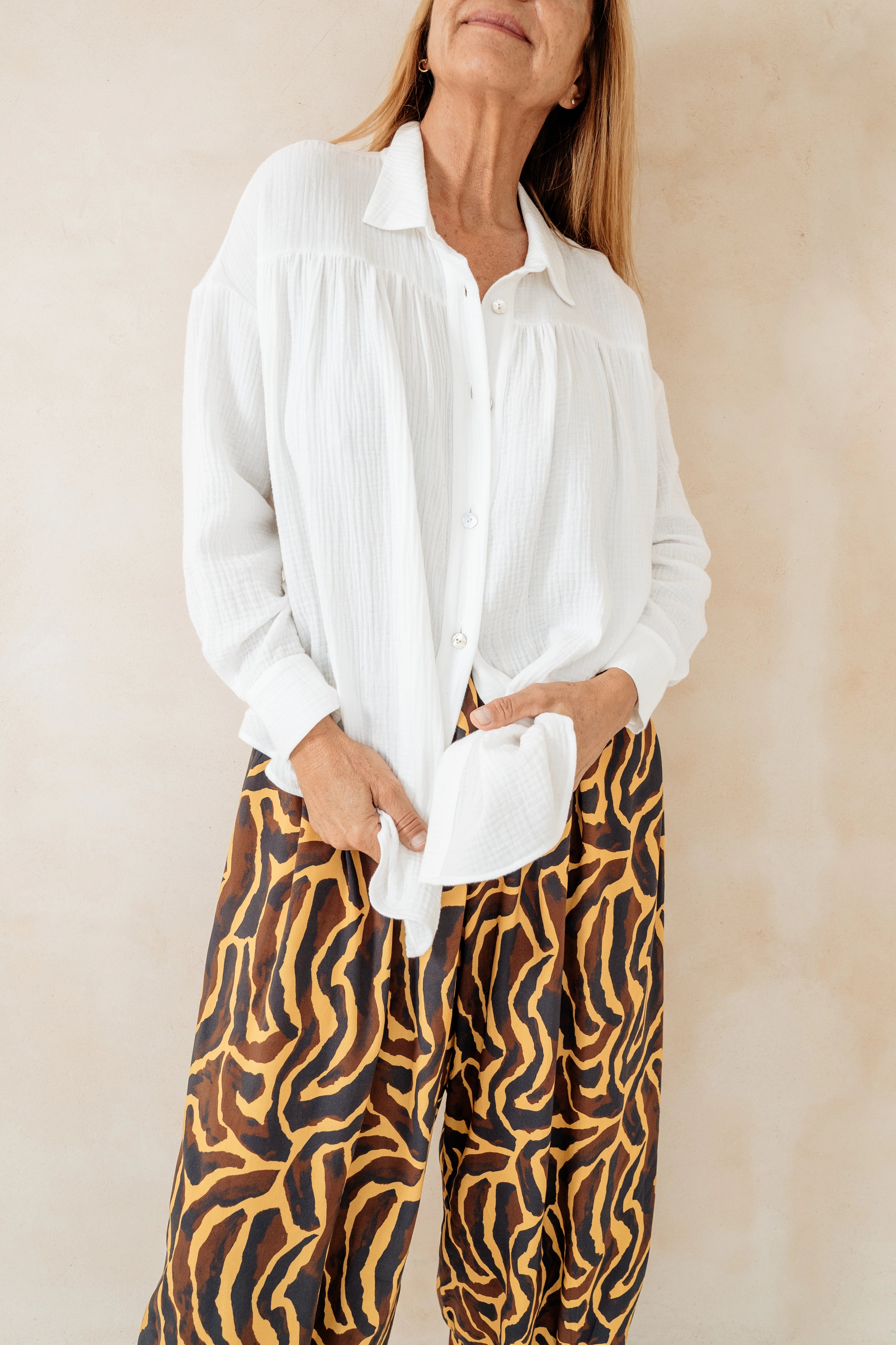 ABRIL - CAMISA BLANCO ALGODÓN