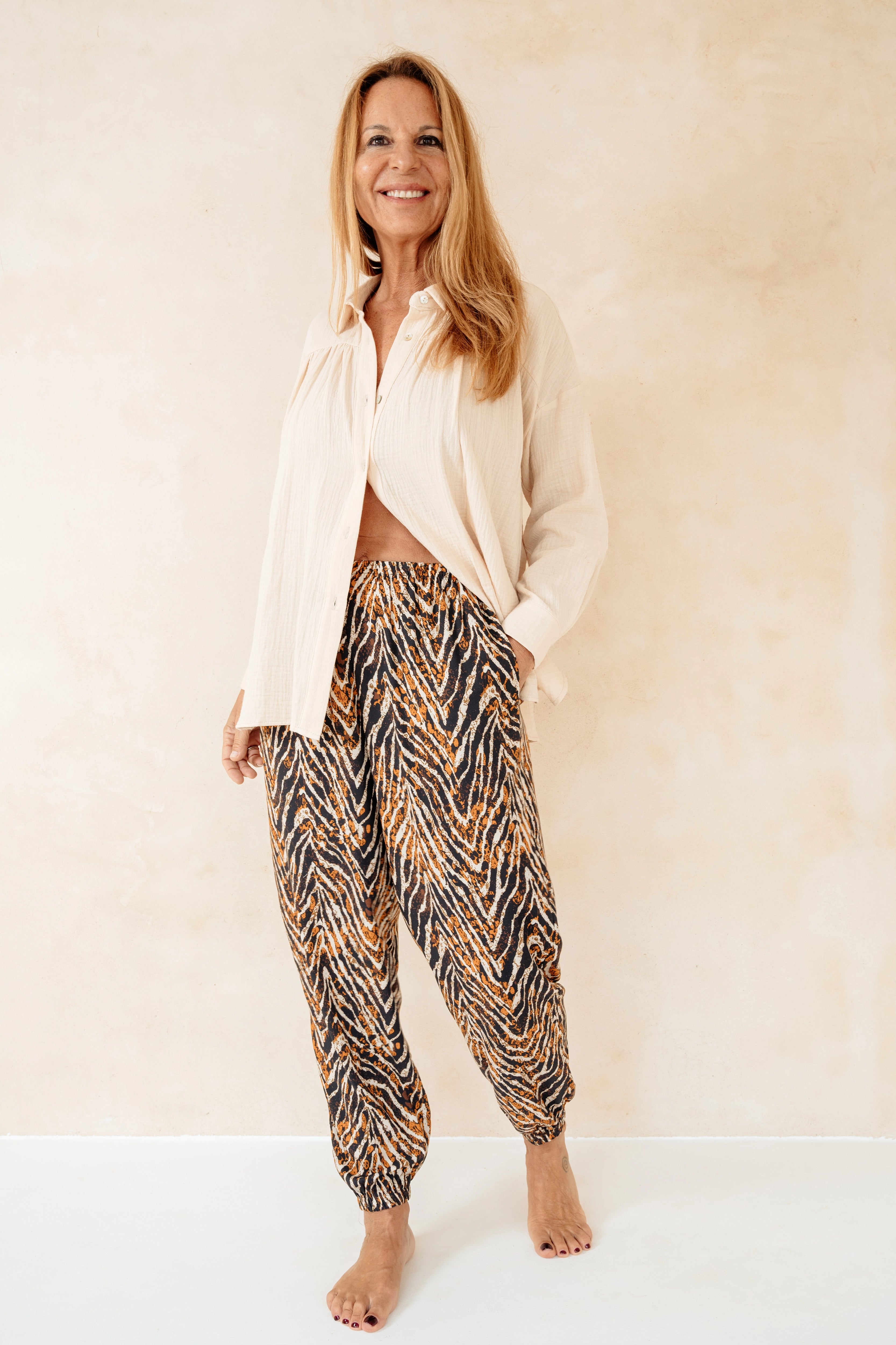 KIRAN - PANTALÓN TIGRE MARRÓN