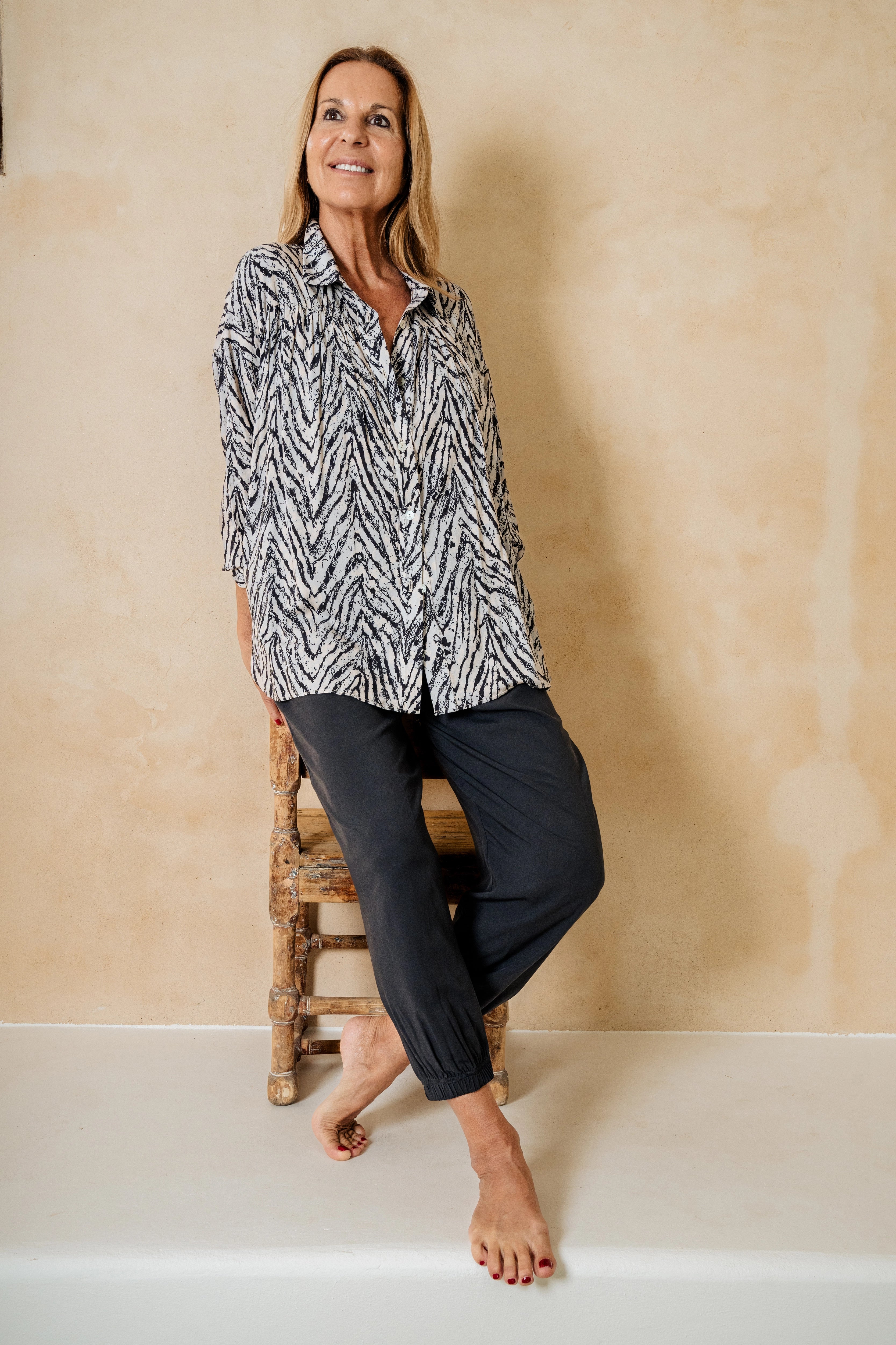 KIRAN - PANTALÓN GRIS TENCEL