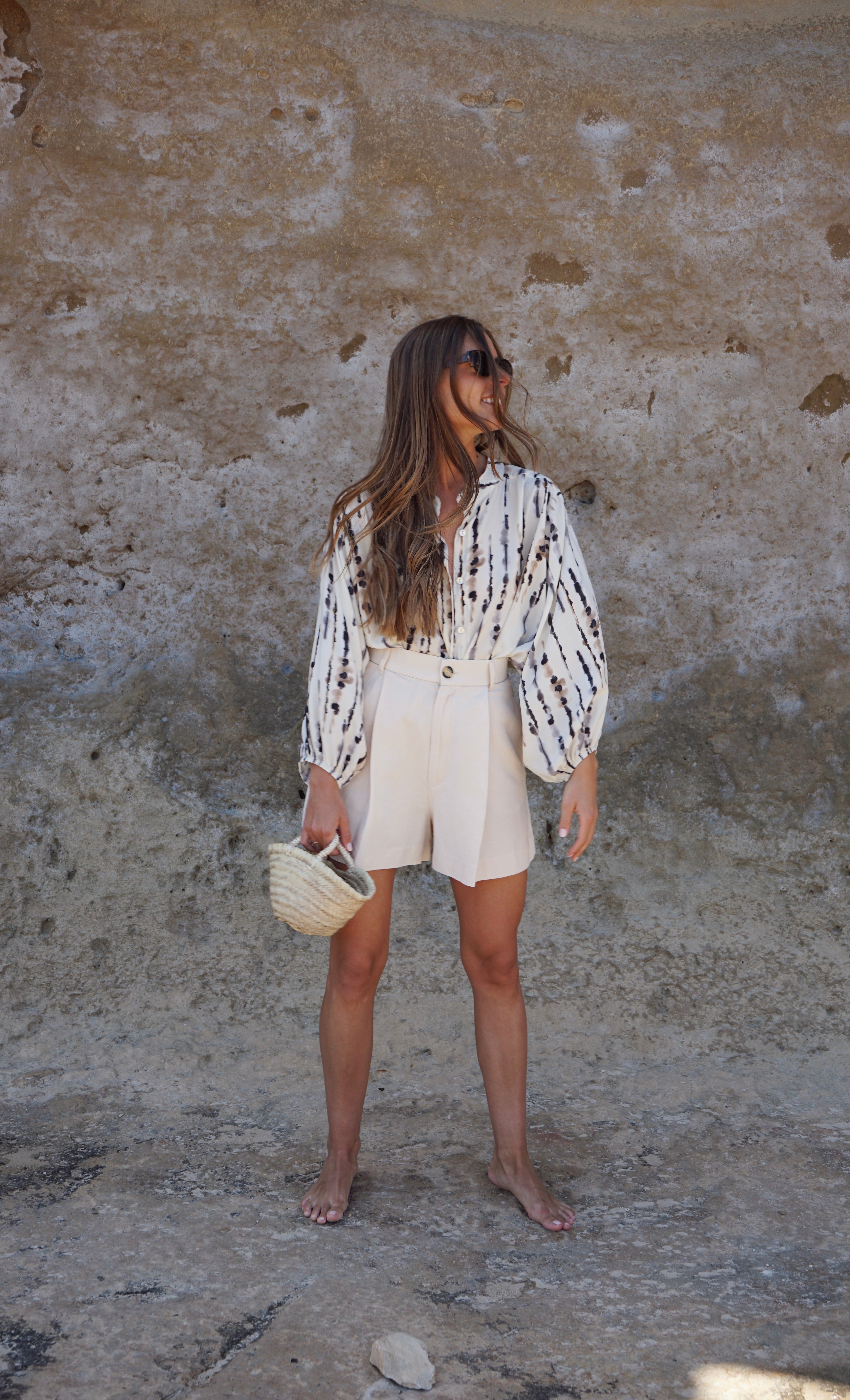 KARLA - CAMISA GOTAS BLANCAS