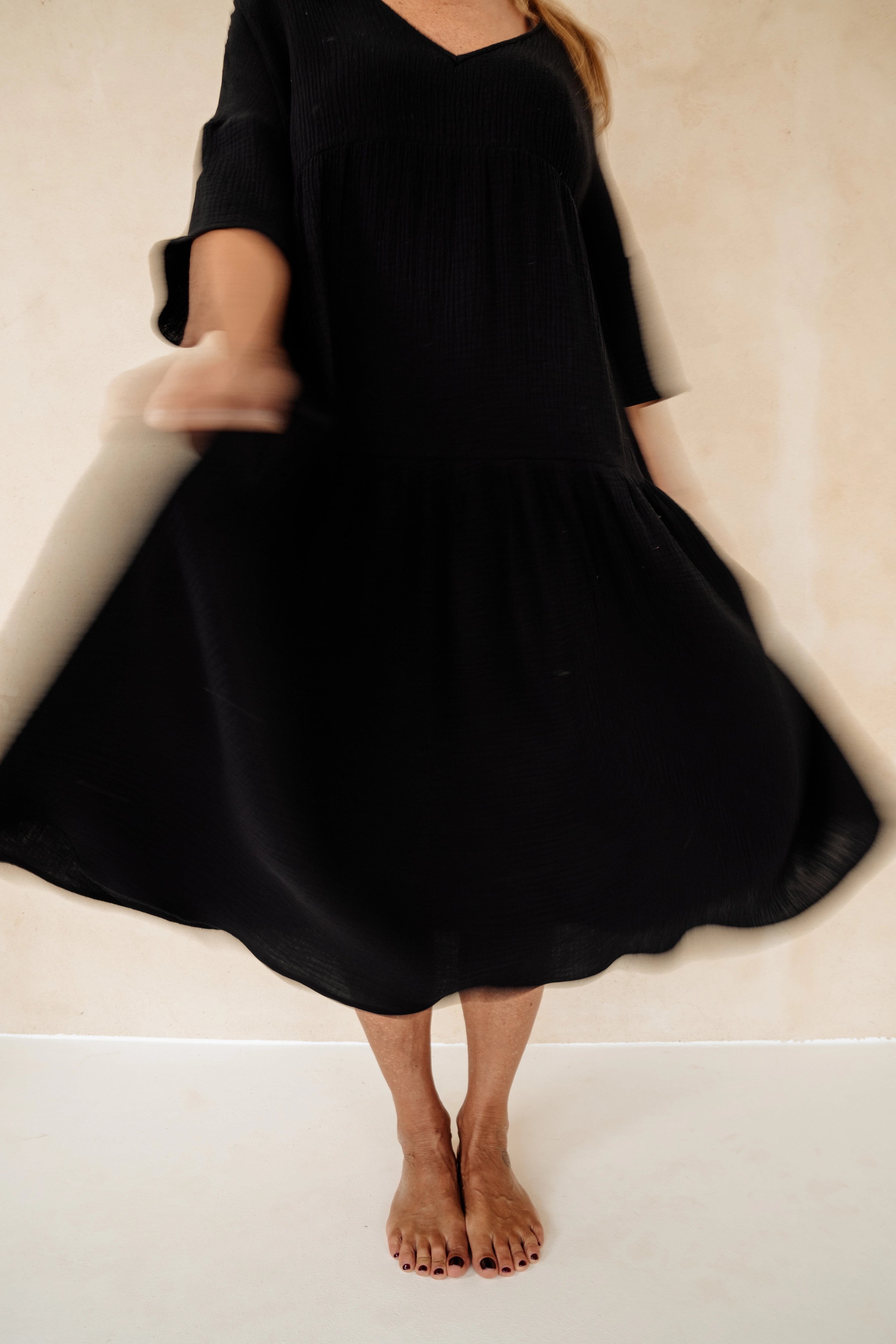 OLIMPUS - VESTIDO NEGRO ALGODÓN