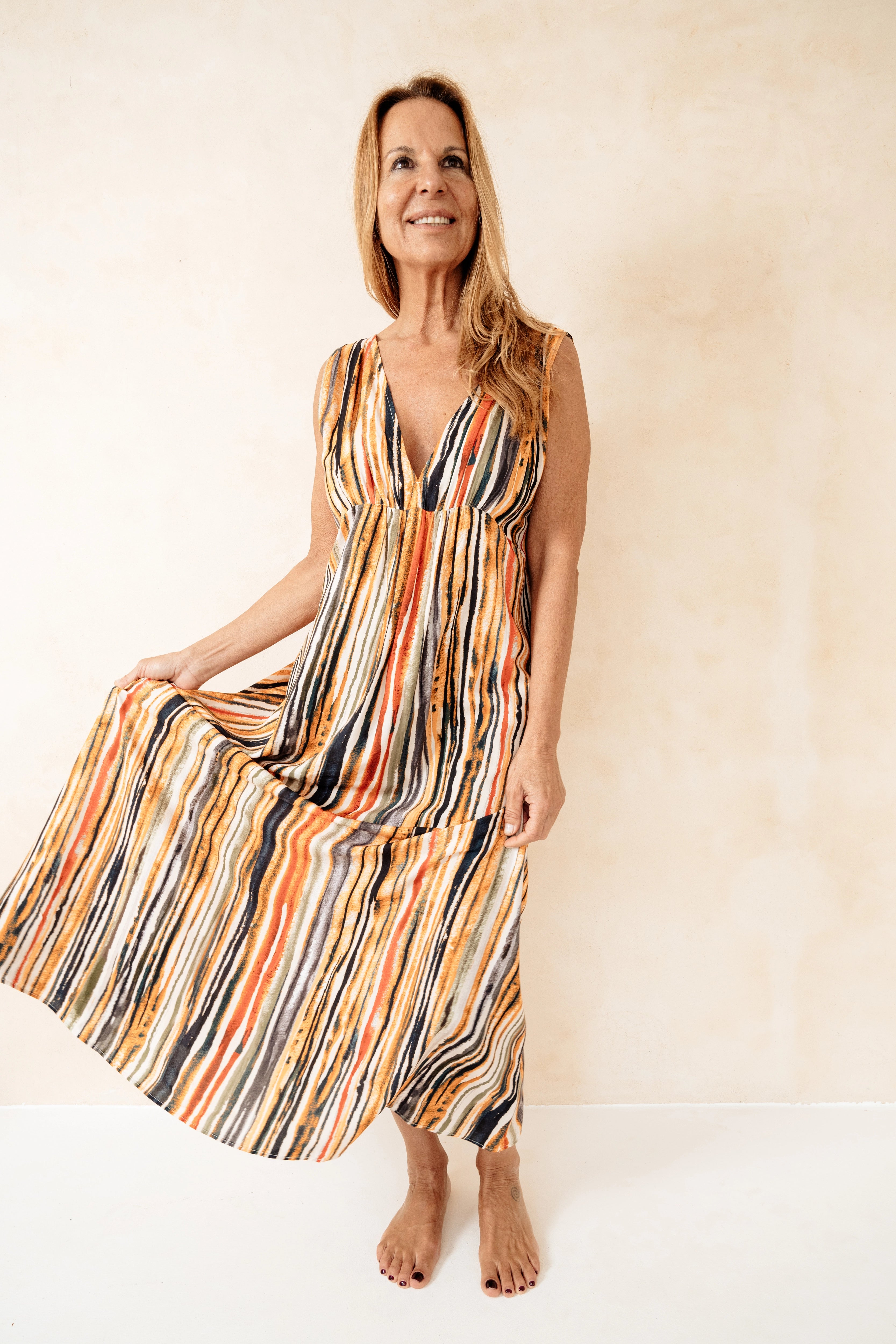 MÁXIMO - VESTIDO RAYA MULTICOLOR