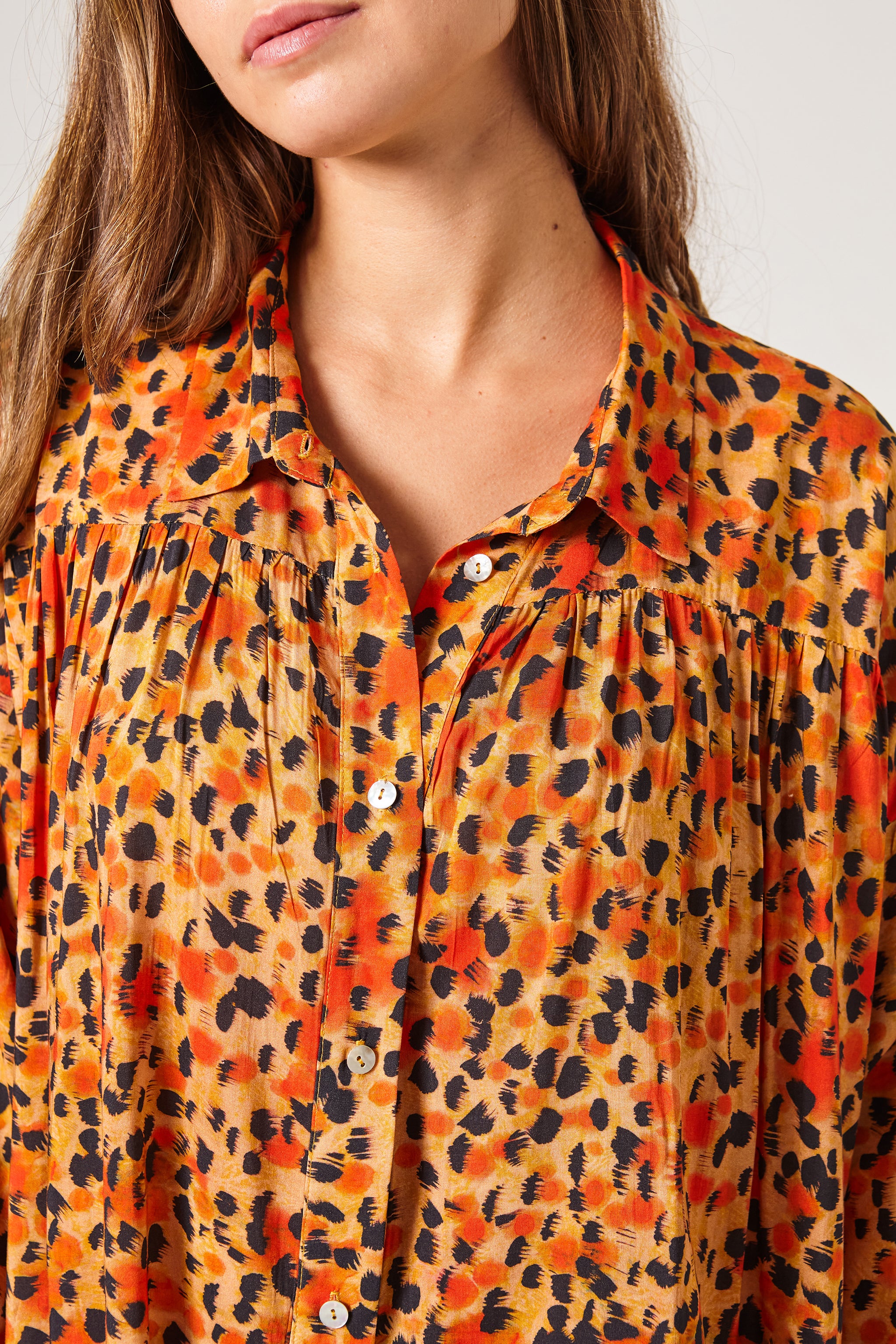 Camisa Abril Orange Cheetah